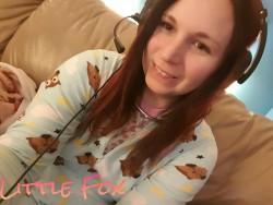 littlefox83:  Best thing about fall weather, is that it means footie pj time!  #fall #ABDL #babygirl #gammergirl  #footiepjs #babyfox #diapergirl4life #ddlg #daddiesgirl