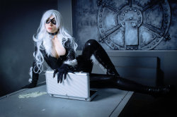 hotcosplaychicks:  The Black Cat Cosplay by elenasamko   Check out http://hotcosplaychicks.tumblr.com for more awesome cosplay 