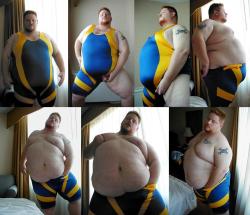 barry94114:  lock-johnson:  chubbygeekboy:  Pin me down and fuck me  The fact that he’s wearing yellow and blue means a great deal to me 😊 💛💙  Fabulous sexy chubby man. Nicesimglets too. 
