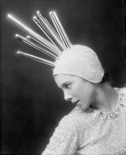 grandoldmovies:  Dancer TILLY LOSCH, early 1930s. 