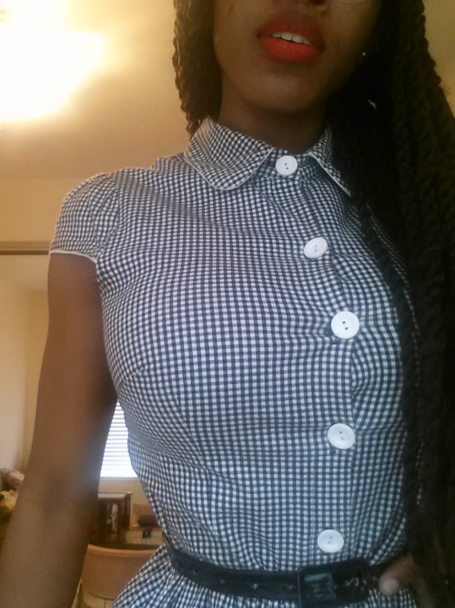 button Tight pop blouse