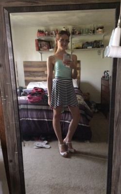 rachaw91:  Had a decent day today, felt like I was rockin the skirt :)  You definetly  rocked that skirt