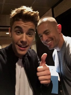 justinbieber:  Justinbieber&rsquo;s #selfie on Shots 