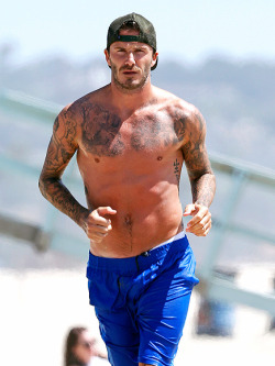 adam2adamtn:  SEXY CELEBRITY SIX-PACKS (#2 of 13) DAVID BECKHAMHe retired from professional soccer in 2013, but the smoldering Brit proves he’s still every inch an athlete during a run in Malibu, CA. 