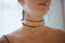wildwolfleatherwork:Collar &amp; Photo by Wild Wolf Leatherwork (on Etsy) || 20% of proceeds donated to Planned Parenthood 