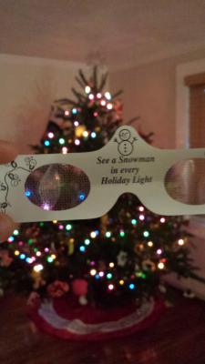 bace-jeleren:  bite-sized-nahiri:  exerting-complete-control:  flavoracle:  exerting-complete-control:  followbackcenter:  These glasses make the lights look like snowman  use these to stare at the sun  Please do NOT use these to stare at the sun.  Nobody