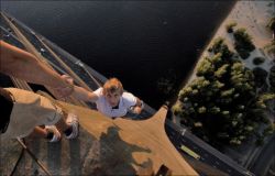 wholebakedneverhalf:  napoleonbonerhard:  webofepic:  People who aren’t afraid of heights.   I’M NOT AFRAID OF HEIGHTS EITHER BUT THAT DOESN’T MEAN I WOULD WANT TO HANG PRECARIOUSLY FROM A BUILDING   why are white people so fucking crazy. like