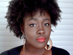 darkchocolate-creature:  My last blackout! Per finire col botto! Show me your pictures fam! And ALWAYS LOVE THE SKIN YOU WERE BLESSED WITH. &lt;3