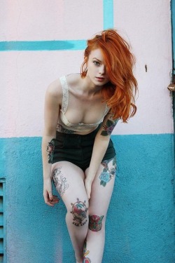 up against the wall #Hotchickswithtattoos