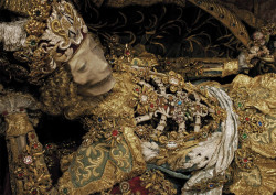 Jeweled Skeletons of Christian Saints The new book Heavenly Bodies: Cult Treasures and Spectacular Saints from the Catacombs by Paul Koudounaris provide a rare look at the Europe’s jeweled skeletons of Christian saints. In the 16th century the Protestant