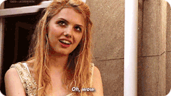 she-x-addict:  I’m just in love with Cassie Ainsworth ! I mean, she doesnt know how much she’s lovely, like really fucking lovely. Best character of the first generation. She’s like a flower, life is too hard for her sometimes. She’s a flower