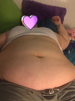 cute-fattie:i just ate SO much mcdonalds  ♡ im so stuffed! i can barely move. if you ever wanna help fund a piggy face stuffing session, you can always check out the gift card section of my wishlist !!!