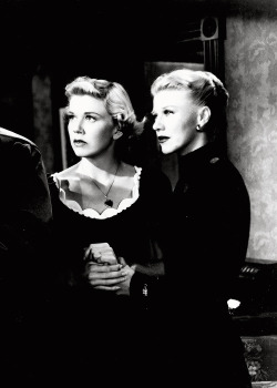 gingerastaire:  Ginger Rogers and Doris Day in Storm Warning (1951) 