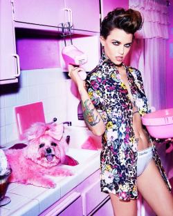 I love everything about this shoot 🐾🌸💁🏻 @rubyrose @galore #ultimategirlcrush by 1rosiejones