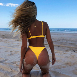 oceancuresall: 🌊🐚 THE PERFECT BIKINI FOR EVERY BEACH🌊🐚 🌴 Copacabana, Rio de Janeiro:Bikini☀️ 🌴 Positano, Itália: Bikini ☀️  🌴 Santa Monica, California: Bikini ☀️  🌴 Bondi Beach, Austrália: Bikini  ☀️  🌴 Bali,