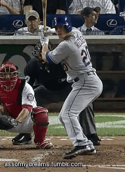 assofmydreams:   Anthony Recker’s teammates get so excited when he hits a home run, not because it’s good for the game, but because it gives them an excuse to touch his massive butt with a well done slap. Look at them all in the dugout eagerly waiting
