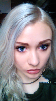 whitee-queen:  *I’m a doll * instagram: @moniaszki 