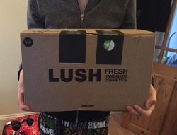 givingmydays:  My box of Lush goodies finally arrived and it’s so full I want to die laughing, I definitely spent over £50 in the Boxing Day sales. #treatyoself 