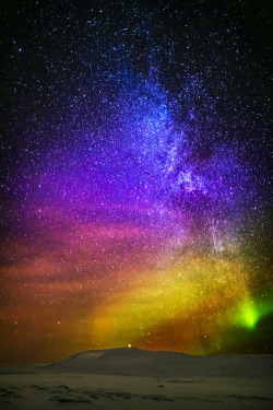 me-lapislazuli:   	Aurora Borealis by Ragnar Sigurdsson    	Via Flickr: 	MilkyWay endless stars, Iceland  