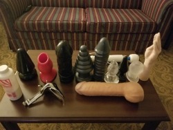 isitnormalforyou:  Stay tuned..  That is one nice toy box😇😱😈