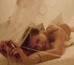 alexmejiaphoto:  Remember the time. She’s Natalia 2009 #tbt #photooftheday #bed #bedtime #noretouch #nikon #nataliaparis