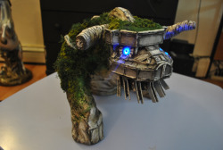 copiouslygeeky:  Shadow of The Colossus Hard Drive Someone made this! The quality blows my mind, they could sell these as official products. For the full gallery of the process you can check out this gallery. 