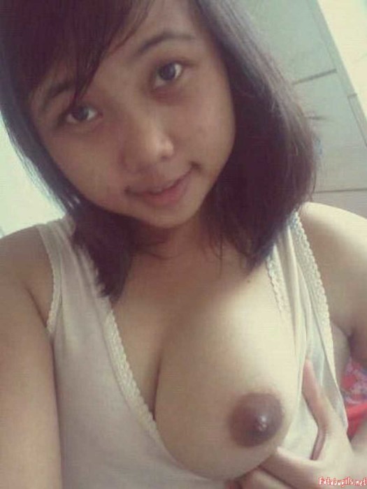 Cute asian web cam girl