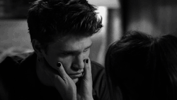 youthpenis:  boncamil-a:  simply-kirstie:  aww so cute  SPOBY  I   awhhh look at his sad face, this moment was so cute and sad at the same time 