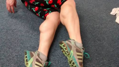 Calf Envy FULL gallery : https://www.her-calves-muscle-legs.com/2016/02/calf-envy-new-gallery.html