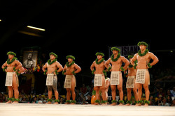 kanakaknowledge:  Hawaiian MenIn my culture the tāne (Men) perform the hura just as much, if not more, than the wāhine (Women). Hārau - Ke Kai ʻO Kahiki (Te Tai ʻO Tahiti) 