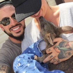 Proud mama to a wallaroo for the day. Thank you @ottermommy for always having us at Roos-n-More. See more on my snapchat: christymack by christymack