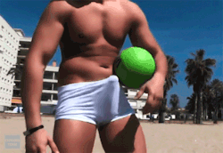 luvnit06dallas:  uncensoredpleasure:  He’s just playing beach volleyball with his ex….cuck.  😍😍😍