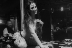 stripper-locker-room:  https://www.instagram.com/reya__sunshine/