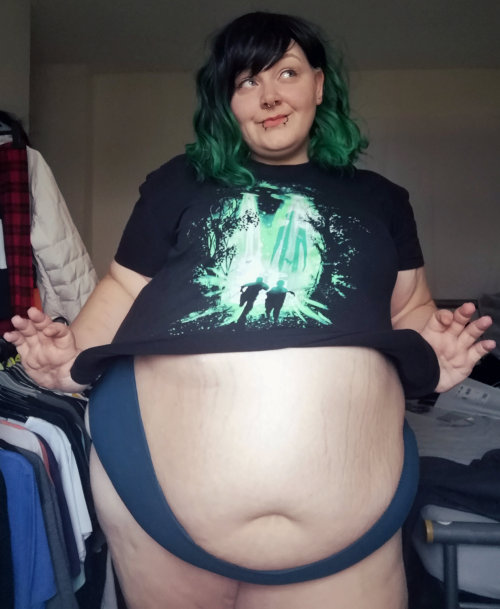 joodleeatsrainbows: Just in case anyone forgot, I’m fat as fuck and I get off to hate. Wow!  Your so fucking hot.Love your thickness &amp; can&rsquo;t wait to see you bust the scales at 500 plus pounds or more.