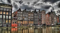 goodgreatexceptional:  Amsterdam; a cityscape style series.