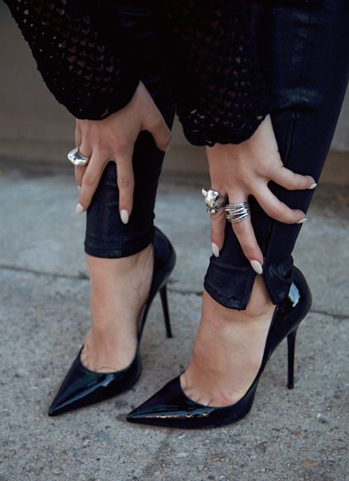 Pointy shoes