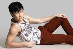 365daysofsexy:RICHARD HWAN for SM Youth