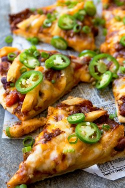 guardians-of-the-food:  Chili Cheese Fries Pizza