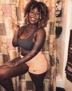 insecure-beautyy:  luca-brazi:  insecure-beautyy:  beardono:  insecure-beautyy:  90sbadguy:  insecure-beautyy:  I haven’t posted in five ever. This what I been up too ❤️  Aw man, you are so fine, its crazy  Thank you loveee  Sweet fancy Moses. 😍