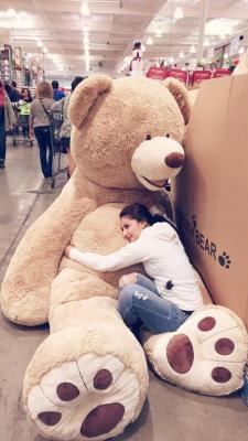 yes-please-daddy-:  steinn-norse-daddy:  melliebelliebear:daddyjourney:Little girls need big stuffies I NEED THIS!  mucky-puppy  Much needed
