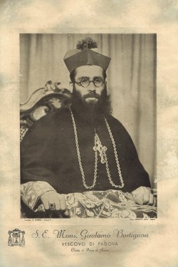 Sua Eccellenza Mons. Girolamo Bortignon Vescovo di Padova e Conte di Piove di Sacco (age 44) - Italy 1949 