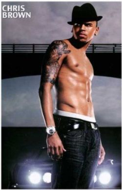 trust-issues14:  dominicanblackboy:  A sexy moment wit my dude Chris Brown and his allegic yummy fat dick!😍  I LOVE CHRIS BROWN
