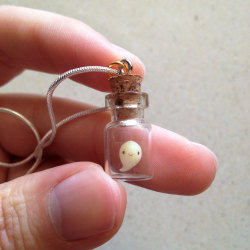 roshi-no-tabi:  mermaidqueen:  cuteasmybutt:Tiny ghost in a bottle necklace  aw :’)  cantankerouscatfish