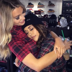 bywyd-hardd:  TG is tired 😴😴 #pillowheight @_tiannag 🎄🎄🎄 Follow Bywyd-Hardd for more photos of Emily Sears (@emilysears)  Because boobs make the best pillow when you are tied. So adorable, I love this. ♥