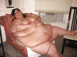 5'8&quot;, 714 lbs., 323 kg,, with a BMI of 100 , Goddess Patty.