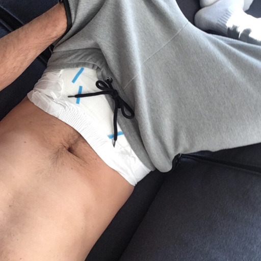 bulkypants:&hellip; travelling in diapers, so relaxing to pad up for the night after a long working day!😉😛 Who else is bringing his pampers to business trips?