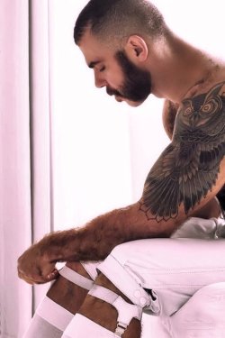 tattooedhunks:  Meet and fuck hot local guys: http://bit.ly/1iuOABz