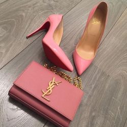 red-r0ses:      rosy/luxe blog - need new blogs to follow, message me     