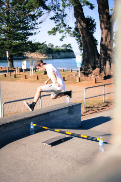 sskateboard:  amazingosh:  verte-x:  ⚡  ♠️♣️♠️  Urban/skate blog 