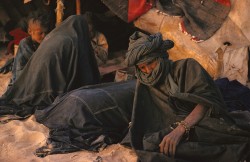 mysumb:  Algeria.Tuareg refugees from Mali 1974 by Raymon Depardon